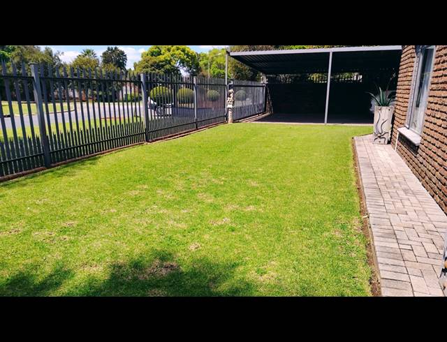 3 BEDROOM HOUSE TO LET IN VANDERBIJLPARK SE 6